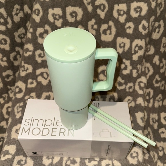 Simple Modern TREK 40oz Tumbler in Retro Mint 😍 New & Never Used 😍 - Picture 3 of 17